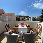 White Sapphire Apartment